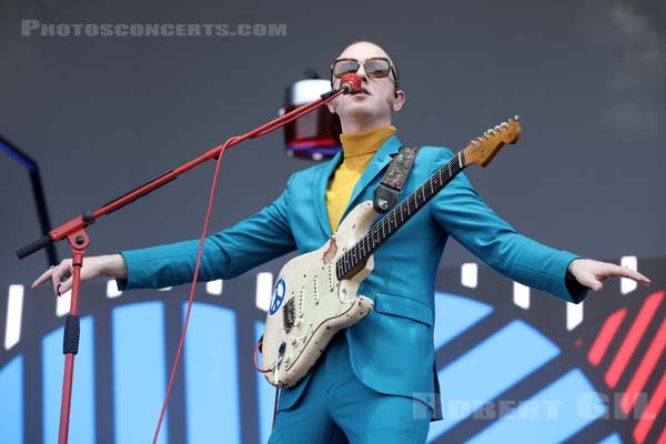 TWO DOOR CINEMA CLUB - 2019-08-25 - SAINT CLOUD - Domaine National - Grande Scene - 